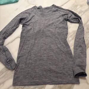 Lululemon Gray Swiftly Long Sleeve Athletic Top size 6